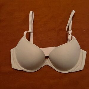 SKIMS Fits Everybody Push Up Demi Bra Size:32B Mica